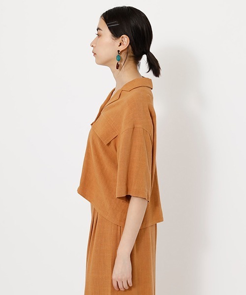 AZUL by moussy（アズールバイマウジー）の「WAIST GATHER POCKET SHIRT/ウエストガーターポケットシャツ（シャツ/ブラウス・レディース・ブラック/キャメル/ライトベージュ・FREE）」の12枚目の写真