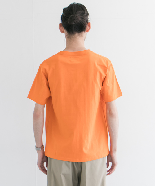 UNIVERSAL OVERALL(ユニバーサルオーバーオール)の「『別注』UNIVERSAL OVERALL×URBAN RESEARCH エンブロイダリーTシャツ(Tシャツ/カットソー・メンズ・ホワイト/ベージュ/オレンジ/ミント・SMALL/MEDIUM/LARGE)」の10枚目の写真