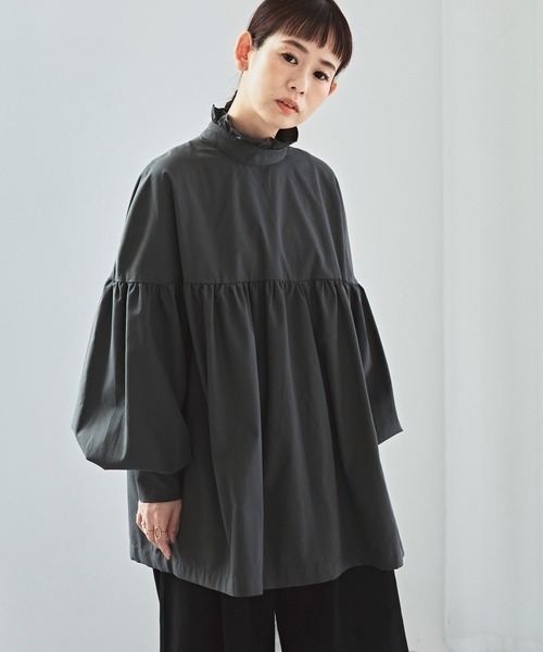 Libra Cue（リブラ キュー）の「Libra フリルカラーボリュームブラウス（シャツ/ブラウス・レディース・ダークグレー/ホワイト・FREE）」の16枚目の写真