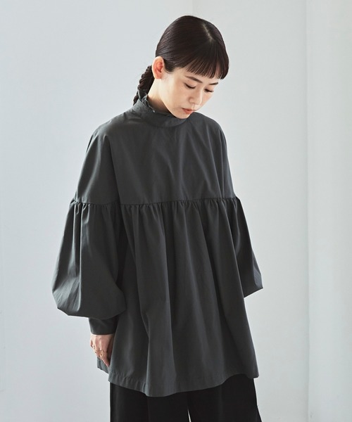 Libra Cue（リブラ キュー）の「Libra フリルカラーボリュームブラウス（シャツ/ブラウス・レディース・ダークグレー/ホワイト・FREE）」の15枚目の写真