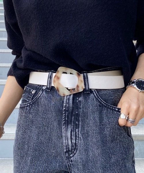 PAGEBOY（ページボーイ）の「マーブルバックルベルト（ベルト・レディース・ブラック/オフホワイト・FREE）」の2枚目の写真