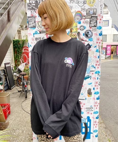Candy Stripper（キャンディストリッパー）の「SPACE CLUB L/S Tシャツ（Tシャツ/カットソー・レディース・ブラック/パープル/オフホワイト・2）」の8枚目の写真