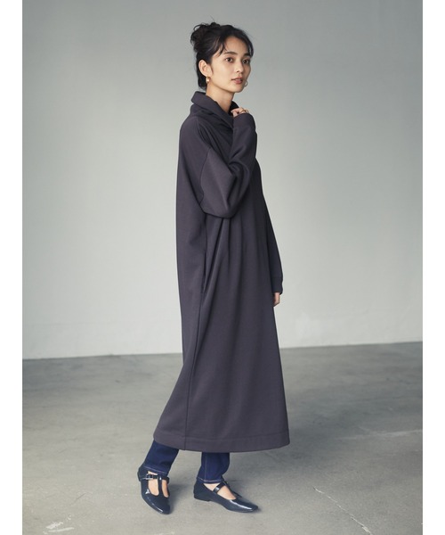 CRAFT STANDARD BOUTIQUE(クラフトスタンダードブティック)の「ボリュームネックサイドボタン裏毛ワンピース●*(ワンピース・レディース・ホワイト系その他/ブラウン/グレイッシュベージュ/オリーブ・FREE)」の5枚目の写真