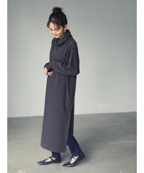 CRAFT STANDARD BOUTIQUE(クラフトスタンダードブティック)の「ボリュームネックサイドボタン裏毛ワンピース●*(ワンピース・レディース・ホワイト系その他/ブラウン/グレイッシュベージュ/オリーブ・FREE)」の6枚目の写真