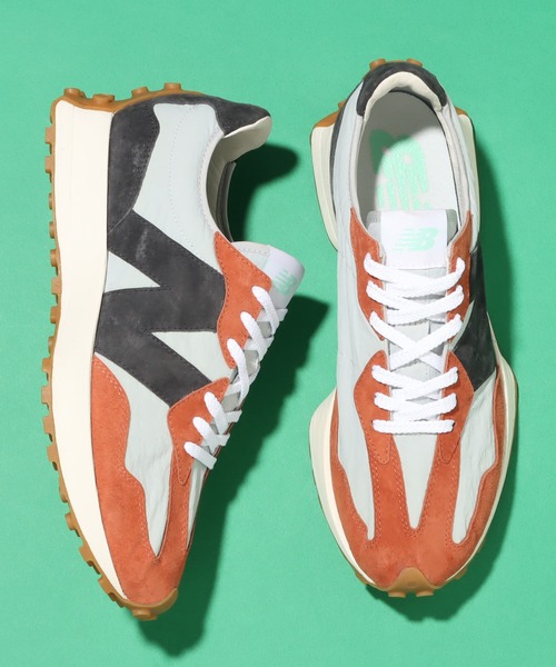 NEW BALANCE（ニューバランス）の「New Balance MS327JC1 / ニューバランス MS327JC1（スニーカー・レディース・グレー・23.5cm/24.5cm/25.5cm/26.5cm/27.5cm/28.5cm/23.0cm/24.0cm/25.0cm/26.0cm/27.0cm/28.0cm/29.0cm）」の4枚目の写真