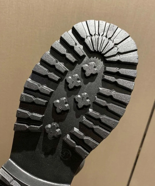 SUGAR BISKET(シュガービスケット)の「サイドゴアロングブーツ(ブーツ・レディース・ブラック/ホワイト・35/36/37/38/39/40)」の5枚目の写真