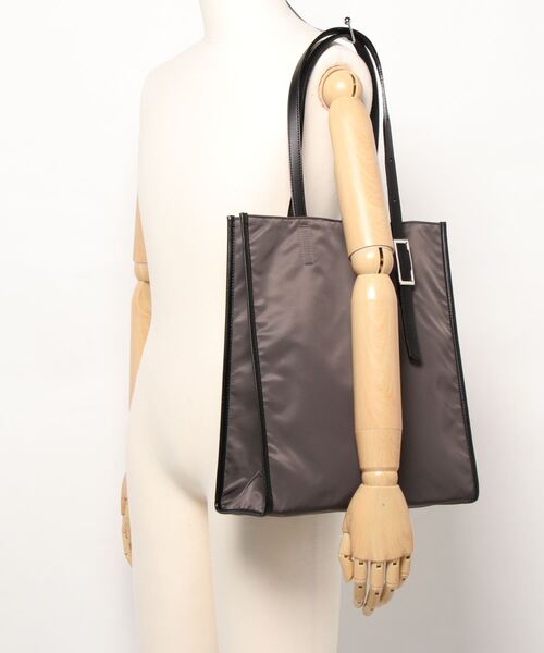 rapiecage（ラピエサージュ）の「ナイロン×レザートートBAG（ショルダーバッグ・レディース・チャコールグレー/ベージュ・FREE）」の10枚目の写真