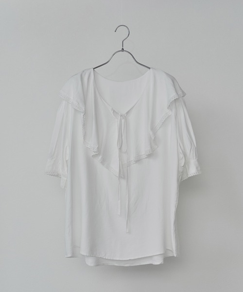 toucher du brise（トゥシェドブリーズ）の「軽やか綺麗見え　5分袖フリルカラーブラウス　WEARIST【さくら】コラボ別注カラー（シャツ/ブラウス・レディース・ホワイト/ブラック/ベージュ・M）」の7枚目の写真