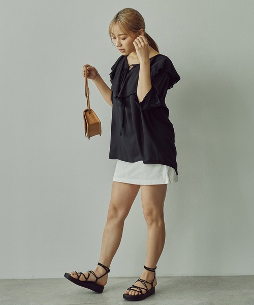 toucher du brise（トゥシェドブリーズ）の「軽やか綺麗見え　5分袖フリルカラーブラウス　WEARIST【さくら】コラボ別注カラー（シャツ/ブラウス・レディース・ホワイト/ブラック/ベージュ・M）」の13枚目の写真