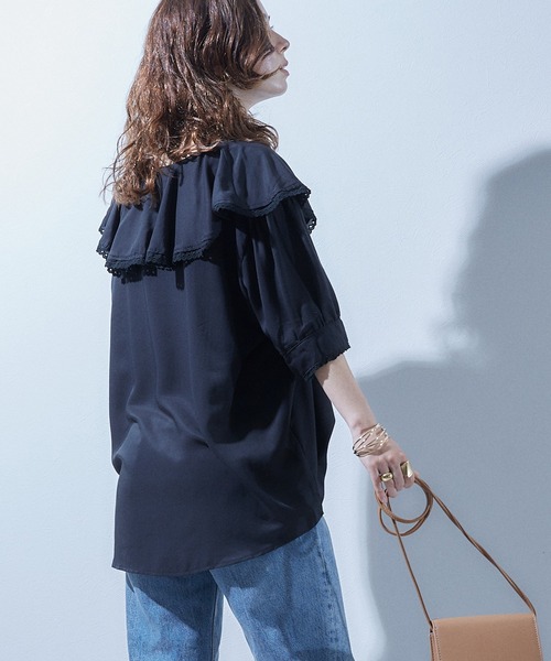 toucher du brise（トゥシェドブリーズ）の「軽やか綺麗見え　5分袖フリルカラーブラウス　WEARIST【さくら】コラボ別注カラー（シャツ/ブラウス・レディース・ホワイト/ブラック/ベージュ・M）」の17枚目の写真