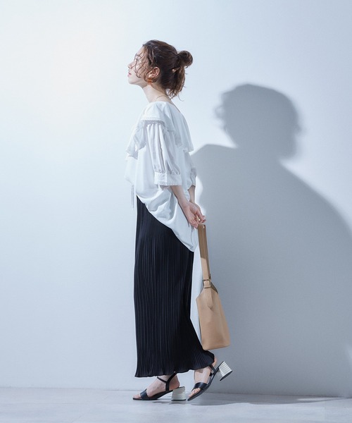 toucher du brise（トゥシェドブリーズ）の「軽やか綺麗見え　5分袖フリルカラーブラウス　WEARIST【さくら】コラボ別注カラー（シャツ/ブラウス・レディース・ホワイト/ブラック/ベージュ・M）」の22枚目の写真