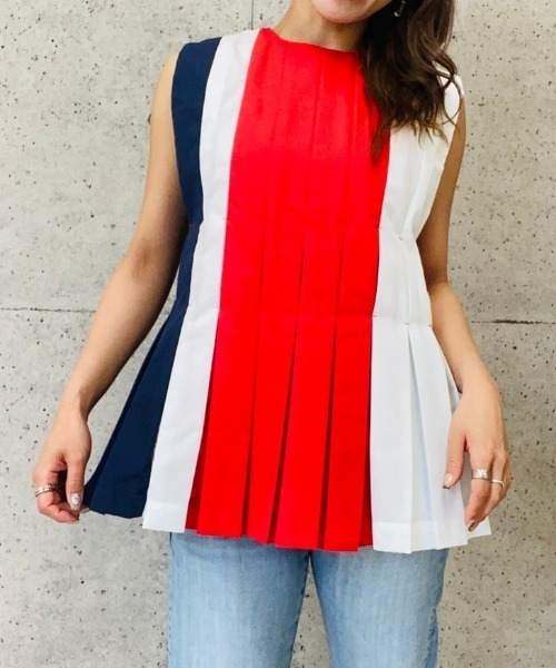 TEVALT（ヴァレット）の「配色タックノースリブラウス（シャツ/ブラウス・レディース・グリーン系/ベージュ/レッド・38）」の12枚目の写真