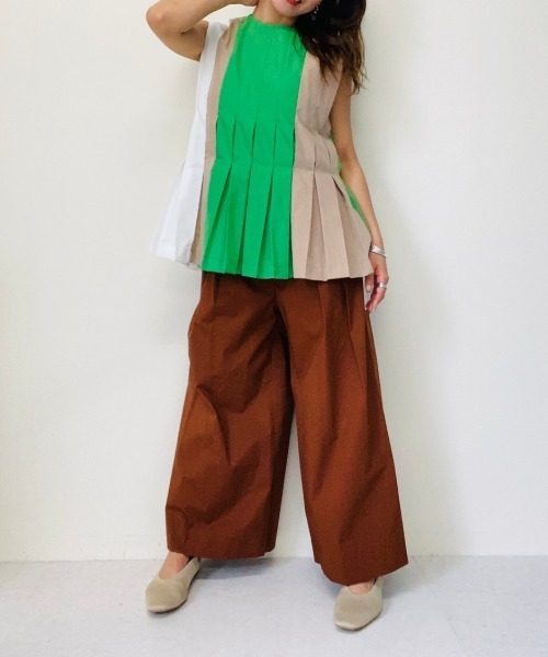 TEVALT（ヴァレット）の「配色タックノースリブラウス（シャツ/ブラウス・レディース・グリーン系/ベージュ/レッド・38）」の22枚目の写真