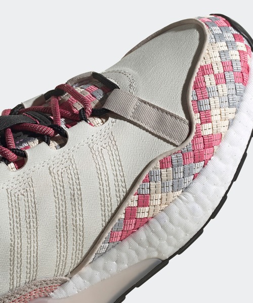 ぴゅあページ adidas（アディダス）の「ZX 2K BOOST ピュア [ZX 2K Boost Pure