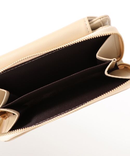 JUMELLE（ジュメロ）の「ラウンドジップウォレット（財布・レディース・ベージュ/レッド・FREE）」の4枚目の写真