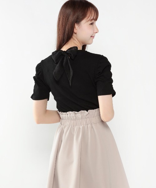 LODISPOTTO（ロディスポット）の「バックリュバンパワショルハイネックカットソー（Tシャツ/カットソー・レディース・ベージュ/ホワイト/ブラック・MEDIUM）」の2枚目の写真