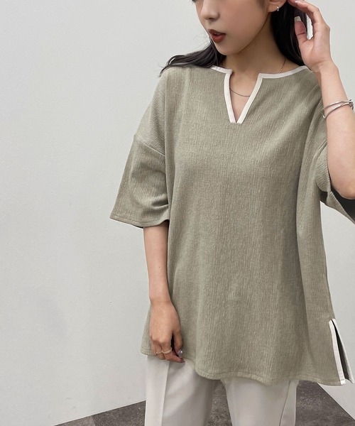 apres jour mignon(アプレジュールミニョン)の「楊柳カットキーネックトップス 【ZOZOTOWN限定アイテム】(Tシャツ/カットソー・レディース・ホワイト系その他/アイボリー/カーキ/ブラック/ブルー・フリー/X-LARGE)」の4枚目の写真