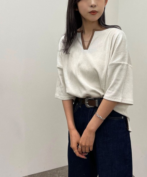 apres jour mignon(アプレジュールミニョン)の「楊柳カットキーネックトップス 【ZOZOTOWN限定アイテム】(Tシャツ/カットソー・レディース・ホワイト系その他/アイボリー/カーキ/ブラック/ブルー・フリー/X-LARGE)」の7枚目の写真