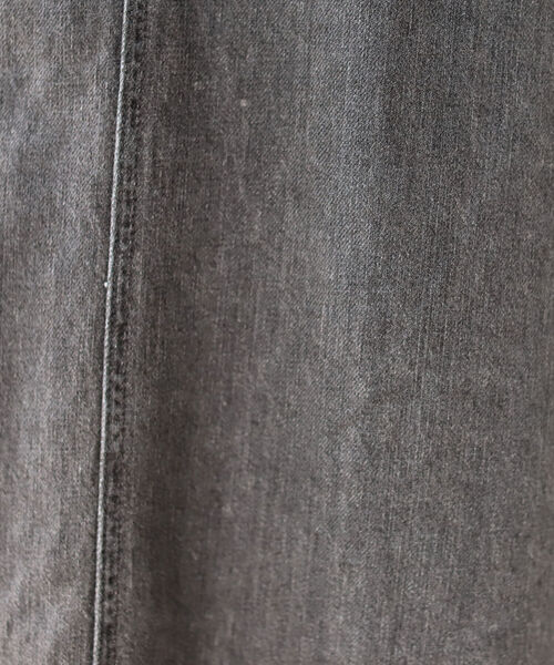 B:MING by BEAMS（ビーミングバイビームス）の「SOMETHING × B:MING by BEAMS / 別注 タックマキシ スカート（デニムスカート・レディース・ブラック/インディゴブルー・MEDIUM/SMALL）」の16枚目の写真