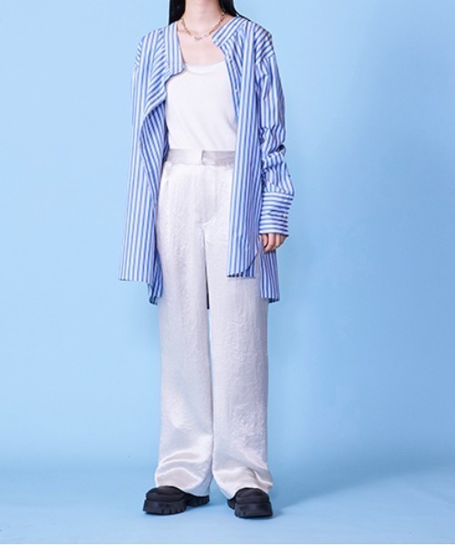 lautreamont BLEUBLANC（ロートレアモンブルーブラン）の「ルーズサテンパンツ（その他パンツ・レディース・ベージュ/ブラウン/グリーン・9号/11号/7号）」の12枚目の写真