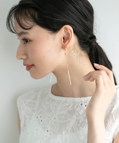 Edit Sheen（エディットシーン）の「ポイントクリスタルラインピアス（ピアス（両耳用）・レディース・オリーブ/ライトベージュ・FREE）」の9枚目の写真