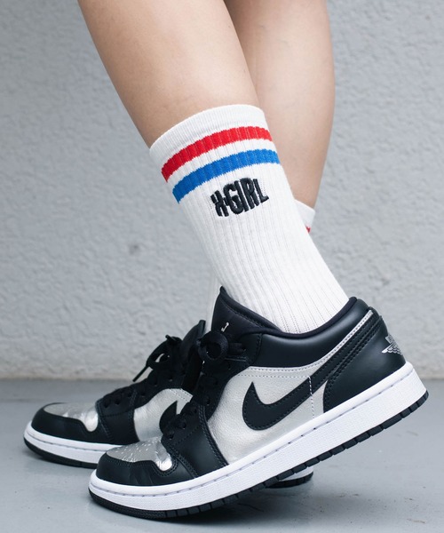X-girl(エックスガール)の「LINE RIB SOCKS(ソックス/靴下・レディース・ホワイト/ブラック/グレー・ONE SIZE)」の2枚目の写真