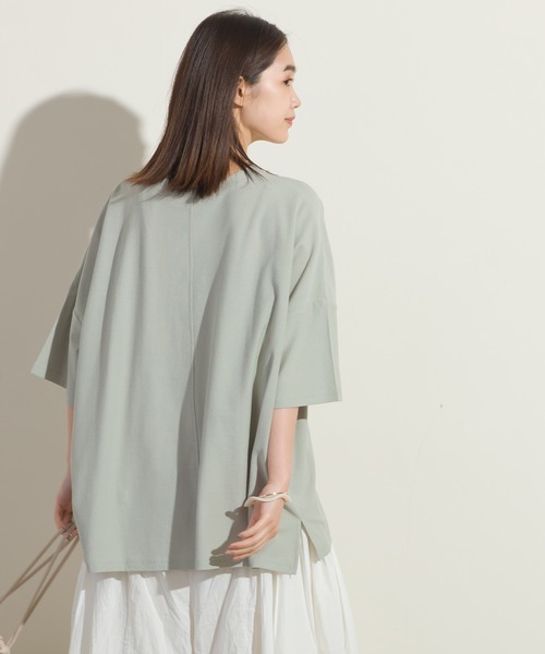 OMNES（オムネス）の「梨地ビッグボックス半袖Tシャツ（Tシャツ/カットソー・レディース・ホワイト/ブラック/グリーン系その他/サーモンピンク・FREE）」の18枚目の写真