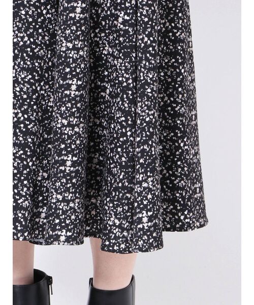 ELENDEEK（エレンディーク）の「アートドットデシャイニーワンピース（ワンピース・レディース・その他1/その他2・01/02）」の17枚目の写真