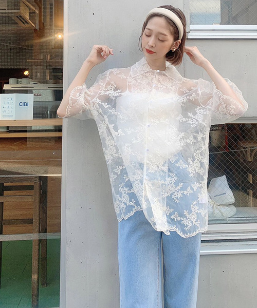 Voyage titty&Co.PETIT(ボヤージュティティアンドコープチ)の「【Voyage titty&Co.】フラワーチュールビックシャツ(シャツ/ブラウス・レディース・ホワイト・FREE)」の1枚目の写真