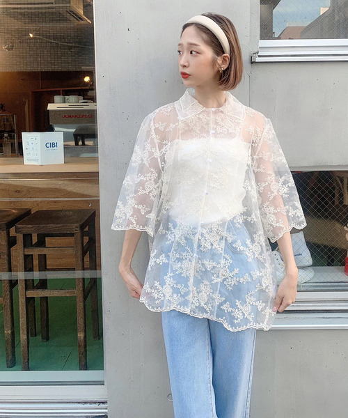 Voyage titty&Co.PETIT(ボヤージュティティアンドコープチ)の「【Voyage titty&Co.】フラワーチュールビックシャツ(シャツ/ブラウス・レディース・ホワイト・FREE)」の3枚目の写真