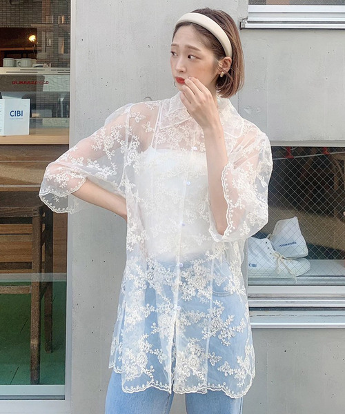 Voyage titty&Co.PETIT(ボヤージュティティアンドコープチ)の「【Voyage titty&Co.】フラワーチュールビックシャツ(シャツ/ブラウス・レディース・ホワイト・FREE)」の4枚目の写真
