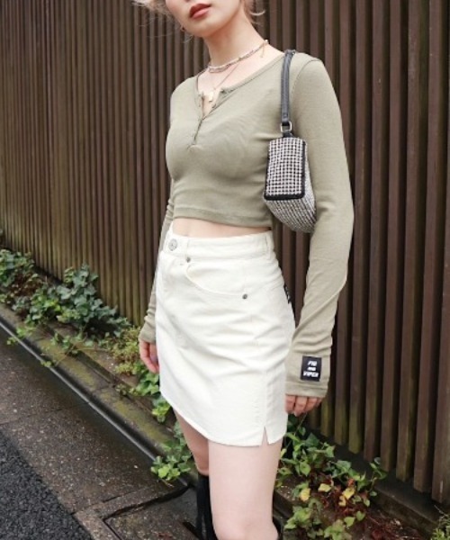 FIG&VIPER（フィグアンドバイパー）の「カツラギLOGOミニSK（スカート・レディース・カーキ/ブラック/アイボリー・SMALL/MEDIUM）」の12枚目の写真