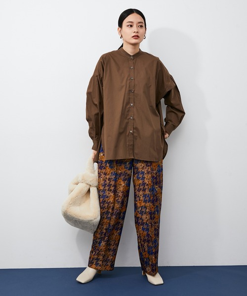 ADAM ET ROPE'(アダムエロペ)の「【アウトレット店舗・WEB限定】TCブロードバンドカラーロングシャツ(シャツ/ブラウス・レディース・ブラウン/ピンク/ホワイト・FREE)」の8枚目の写真