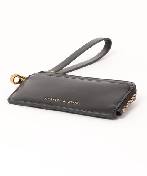 CHARLES & KEITH（チャールズ & キース）の「ジップアラウンドリスレット カードホルダー / Zip-Around Wristlet Card Holder（カードケース・レディース・ブラック/マスタード/レンガ/ブルー系その他4・XXS）」の6枚目の写真