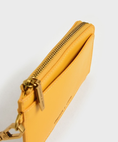 CHARLES & KEITH（チャールズ & キース）の「ジップアラウンドリスレット カードホルダー / Zip-Around Wristlet Card Holder（カードケース・レディース・ブラック/マスタード/レンガ/ブルー系その他4・XXS）」の18枚目の写真