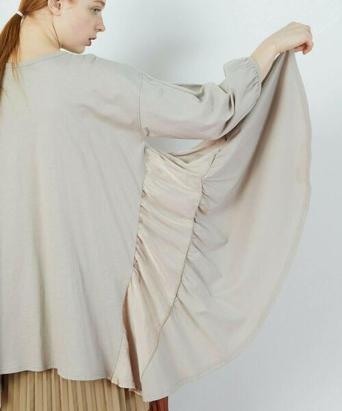 FRAPBOIS（フラボア）の「ギャザーテント カットソー（Tシャツ/カットソー・レディース・ベージュ/カーキ・1）」の9枚目の写真