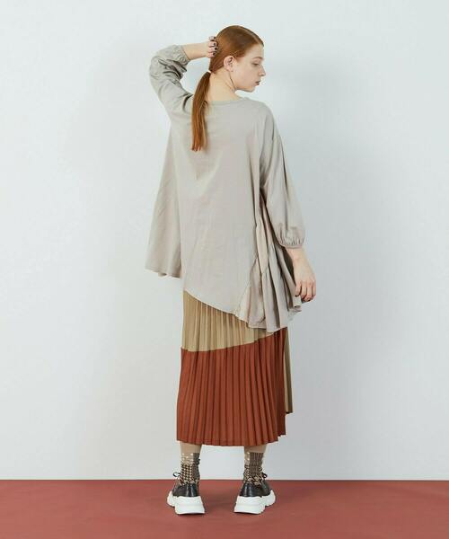 FRAPBOIS（フラボア）の「ギャザーテント カットソー（Tシャツ/カットソー・レディース・ベージュ/カーキ・1）」の12枚目の写真