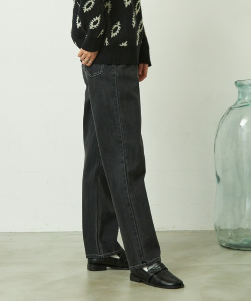 VACANCY（ヴァカンシー）の「Straight denim（デニムパンツ・レディース・ブラック/ブルー・SMALL/MEDIUM/MEDIUM/TALL）」の5枚目の写真