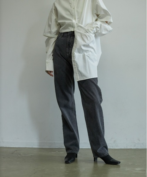 VACANCY（ヴァカンシー）の「Straight denim（デニムパンツ・レディース・ブラック/ブルー・SMALL/MEDIUM/MEDIUM/TALL）」の13枚目の写真