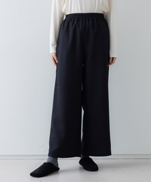 微光沢リラックスワイドパンツ