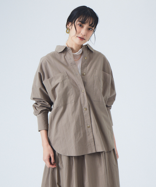 JILKY（ジルキー）の「【JILKY】ピーチギャバオーバーサイズシャツ◇セットアップ対応（シャツ/ブラウス・レディース・ブラック/ピンク/グレイッシュベージュ・フリー）」の2枚目の写真