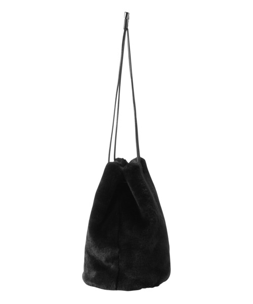 Faviora(ファビオラ)の「フェイクファー 巾着バッグ(ショルダーバッグ・レディース・ブラック/グレー/グリーン/モカ/ワイン/レンガ・FREE)」の8枚目の写真