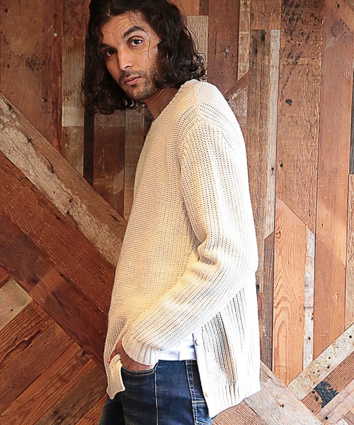 RATTLE TRAP(ラトルトラップ)の「スリット入りプルオーバーニット(ニット/セーター・メンズ・ブラック/レッド/ライトベージュ・LL/M/L)」の8枚目の写真