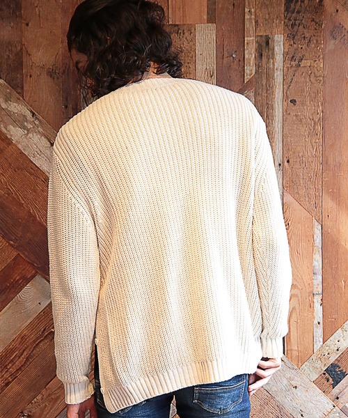 RATTLE TRAP(ラトルトラップ)の「スリット入りプルオーバーニット(ニット/セーター・メンズ・ブラック/レッド/ライトベージュ・LL/M/L)」の17枚目の写真