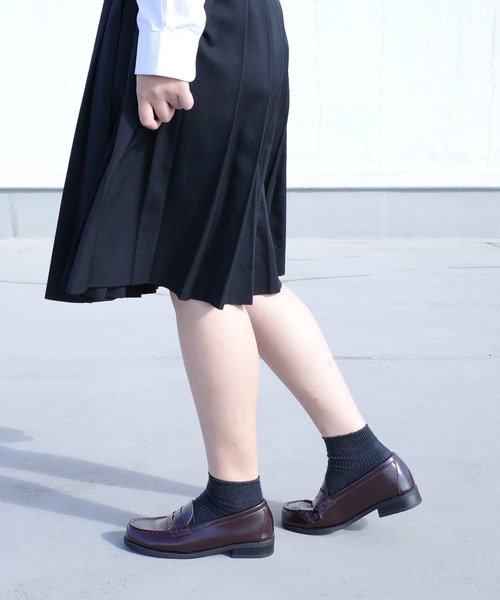 AmiAmi(アミアミ)の「学生ローファー/コインローファー/通学/学生靴(ローファー・レディース・ブラウン/ブラック・22.5cm/23cm/23.5cm/24cm/24.5cm/25cm)」の4枚目の写真