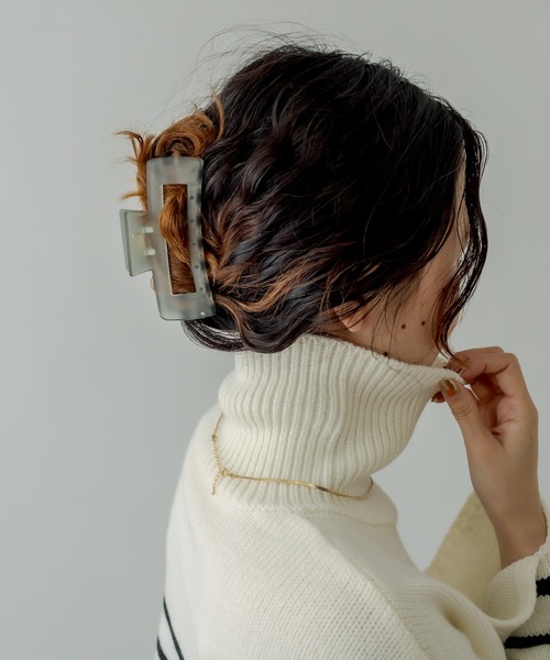 mystic（ミスティック）の「カラーヘアクリップ（バレッタ/ヘアクリップ・レディース・ベージュ/カーキ・ONE SIZE）」の9枚目の写真