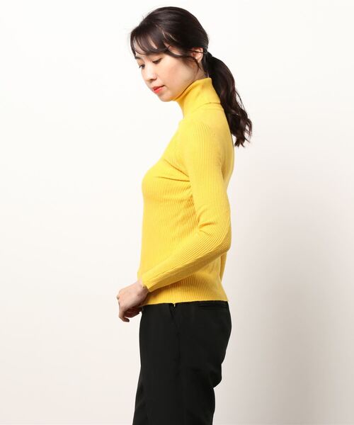 Jasmine Grandiflorum（ジャスミングランディフローラム）の「【Jasmine】何にでも合わせられて使いやすいタートルネックニット（ニット/セーター・レディース・ホワイト/ブラック/ベージュ/パープル/グレー/オフホワイト/ピンク/イエロー/グリーン/ワイン・FREE）」の11枚目の写真