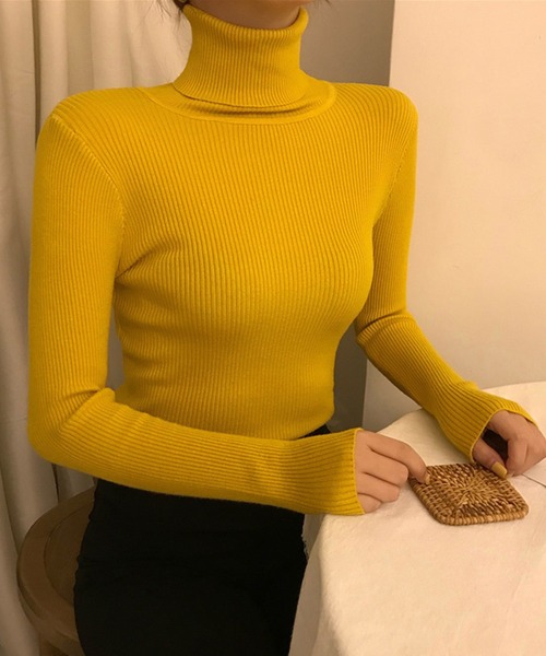 Jasmine Grandiflorum（ジャスミングランディフローラム）の「【Jasmine】何にでも合わせられて使いやすいタートルネックニット（ニット/セーター・レディース・ホワイト/ブラック/ベージュ/パープル/グレー/オフホワイト/ピンク/イエロー/グリーン/ワイン・FREE）」の8枚目の写真