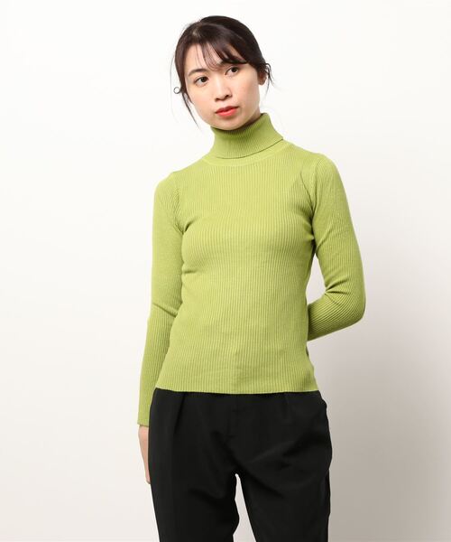 Jasmine Grandiflorum（ジャスミングランディフローラム）の「【Jasmine】何にでも合わせられて使いやすいタートルネックニット（ニット/セーター・レディース・ホワイト/ブラック/ベージュ/パープル/グレー/オフホワイト/ピンク/イエロー/グリーン/ワイン・FREE）」の17枚目の写真