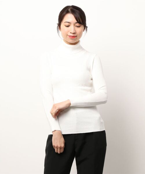 Jasmine Grandiflorum（ジャスミングランディフローラム）の「【Jasmine】何にでも合わせられて使いやすいタートルネックニット（ニット/セーター・レディース・ホワイト/ブラック/ベージュ/パープル/グレー/オフホワイト/ピンク/イエロー/グリーン/ワイン・FREE）」の22枚目の写真